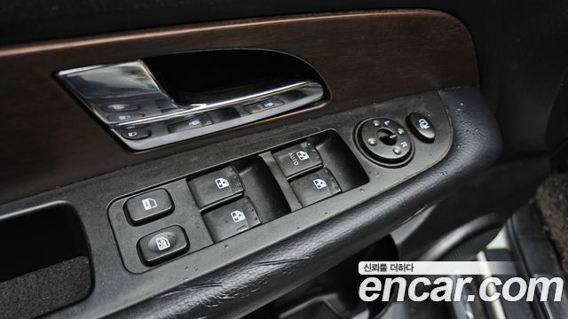 KG Mobility Rexton 2015 — photo 18