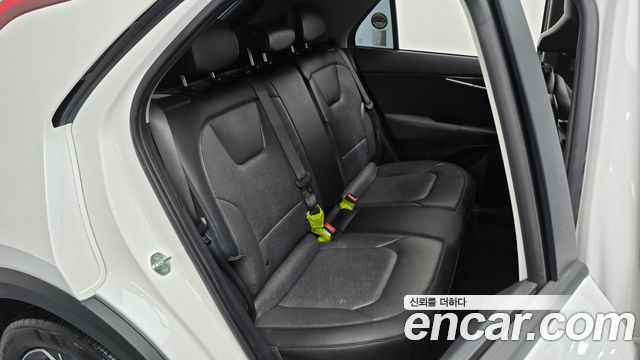 Kia Niro 2023 — photo 17