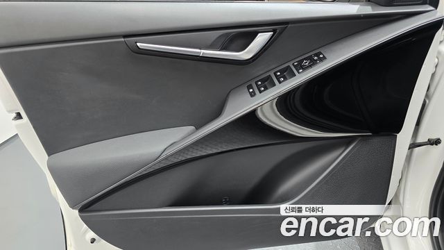 Kia Niro 2023 — photo 14