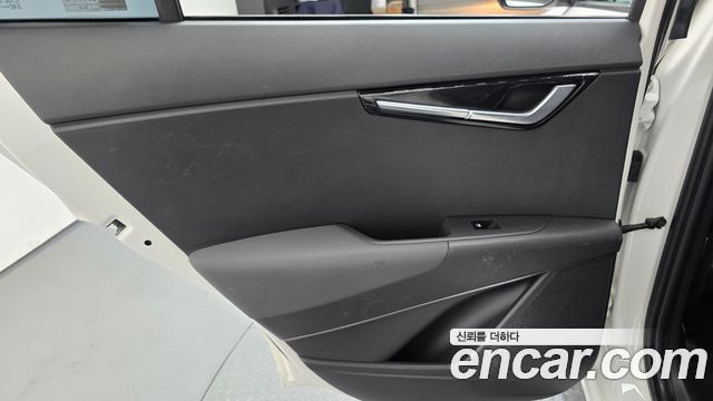 Kia Niro 2023 — photo 15