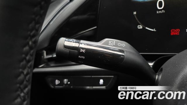 Kia Niro 2023 — photo 28