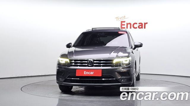 Volkswagen Tiguan 2020 — photo 3