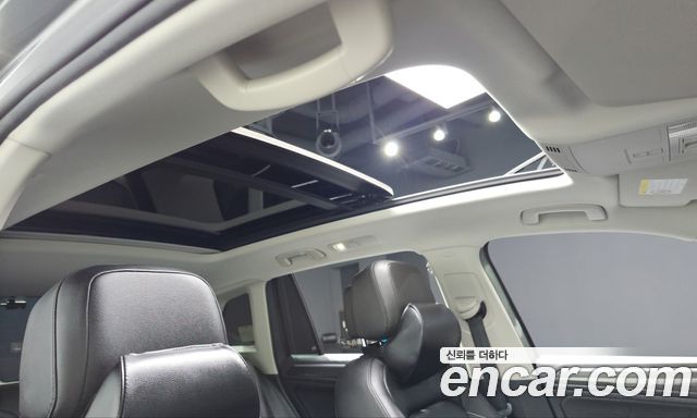 Volkswagen Tiguan 2020 — photo 25
