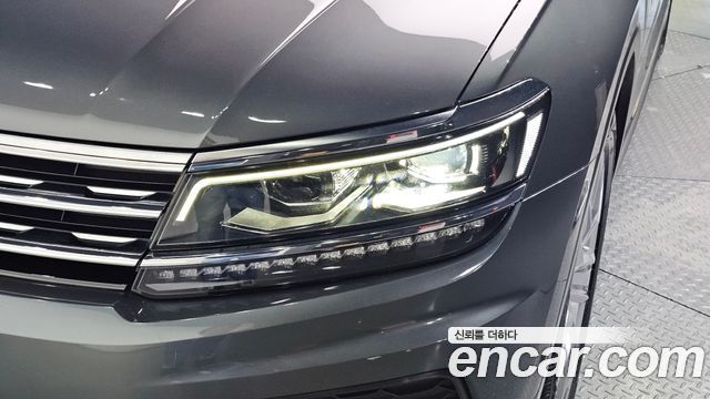 Volkswagen Tiguan 2020 — photo 8
