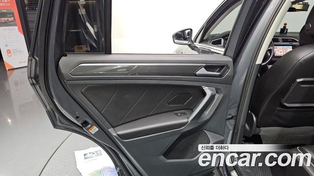 Volkswagen Tiguan 2020 — photo 15