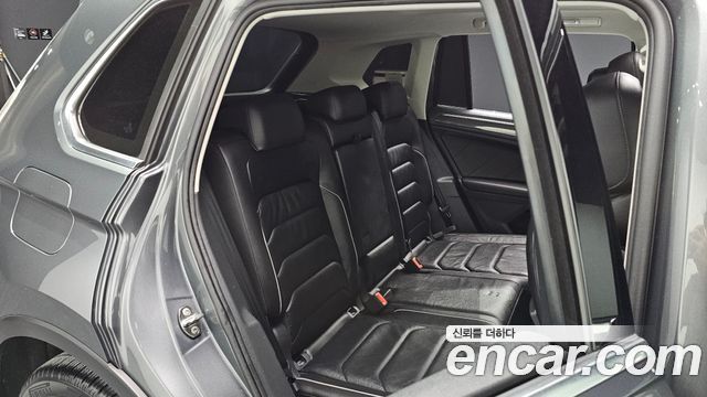 Volkswagen Tiguan 2020 — photo 16