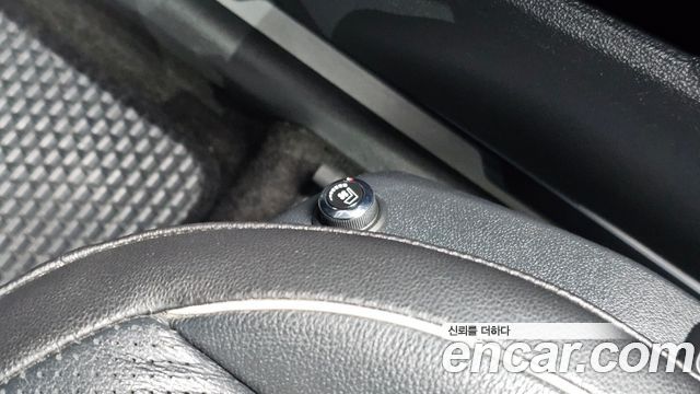 Volkswagen Tiguan 2020 — photo 28