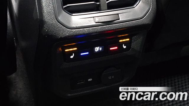 Volkswagen Tiguan 2020 — photo 32