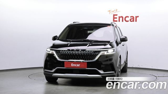 Kia Canival 2021 — photo 3