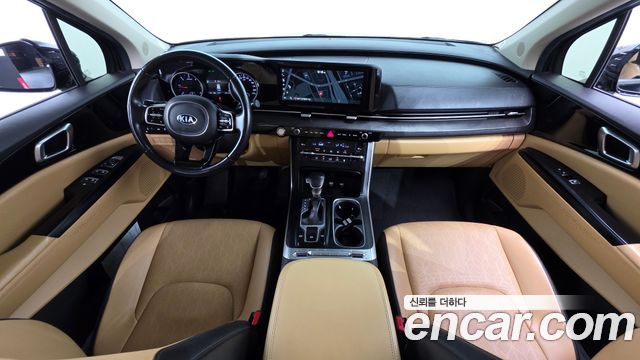 Kia Canival 2021 — photo 7