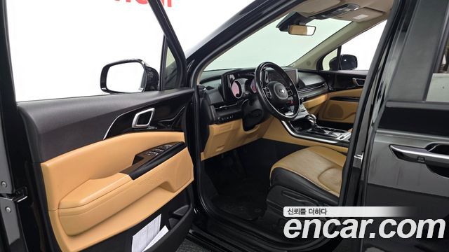 Kia Canival 2021 — photo 10