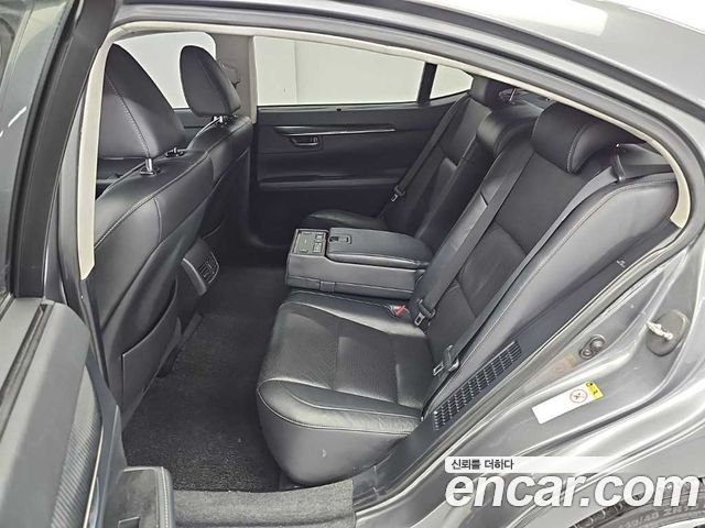 Lexus ES 2014 — photo 7