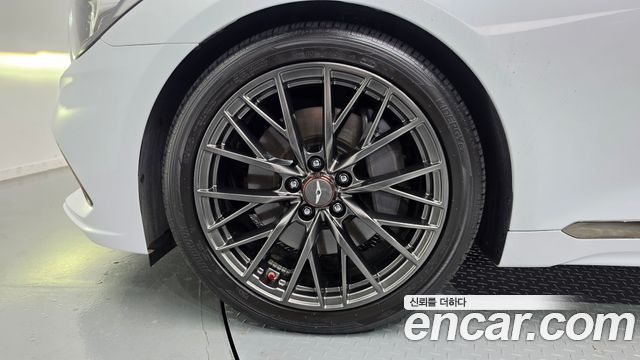 Genesis G80 2018 — photo 5