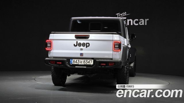 Jeep Gladiator 2022 — photo 4