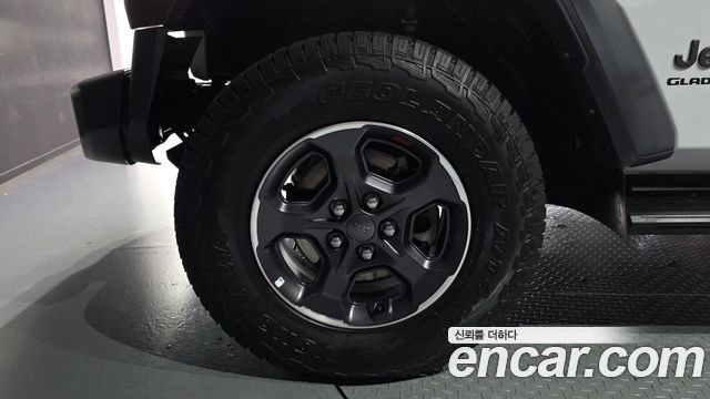 Jeep Gladiator 2022 — photo 5