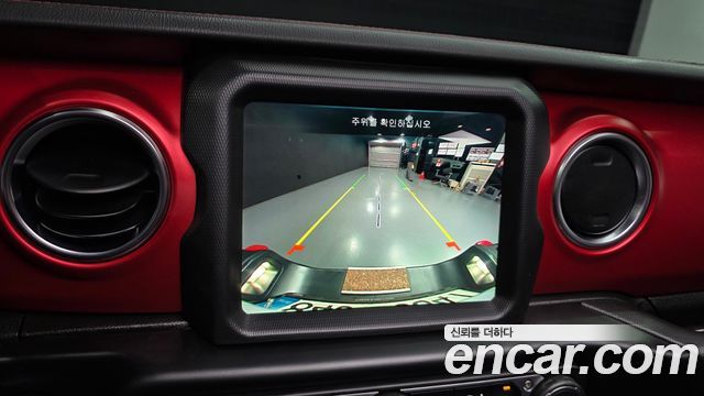 Jeep Gladiator 2022 — photo 15