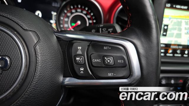 Jeep Gladiator 2022 — photo 16
