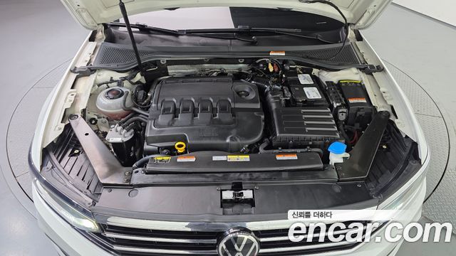 Volkswagen Passat 2021 — photo 6