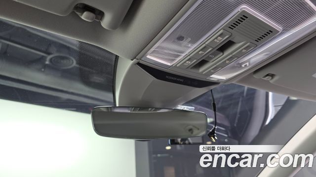 Volkswagen Passat 2021 — photo 18