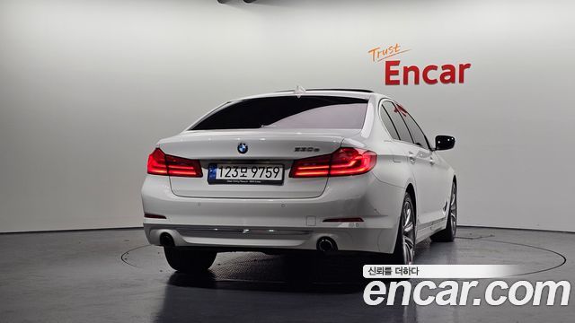BMW 5-Series 2020 — photo 4