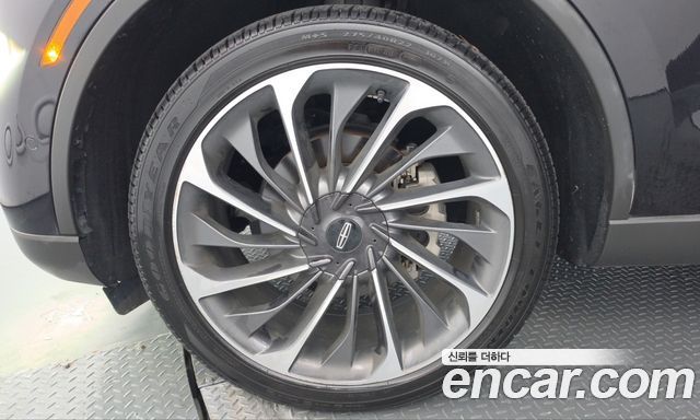 Lincoln Aviator 2021 — photo 5