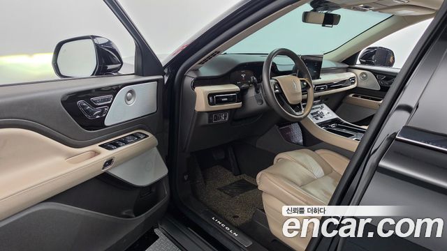 Lincoln Aviator 2021 — photo 13