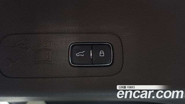 Lincoln Aviator 2021 — photo 23