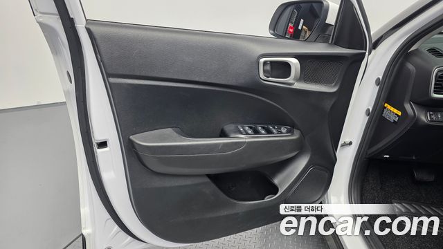 Hyundai Venue 2020 — photo 14