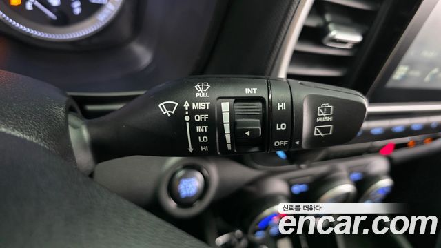 Hyundai Venue 2020 — photo 27