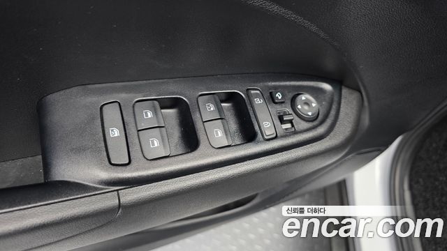 Hyundai Venue 2020 — photo 28