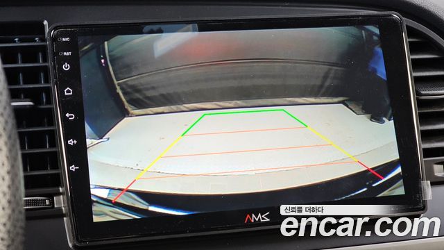 Hyundai AVANTE 2017 — photo 21