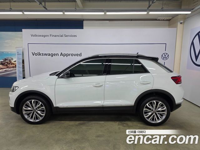 Volkswagen T-Roc 2022 — photo 19