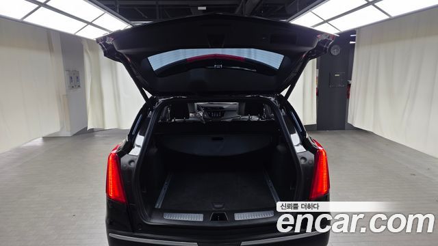 Cadillac XT5 2019 — photo 23