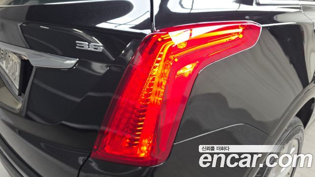Cadillac XT5 2019 — photo 9