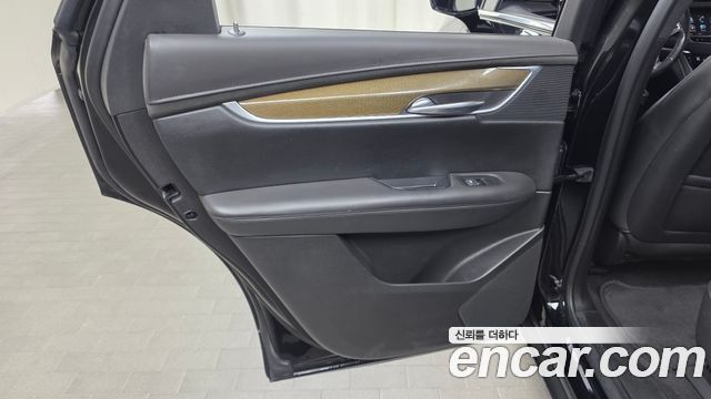 Cadillac XT5 2019 — photo 15