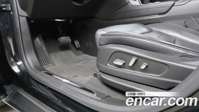 Cadillac XT5 2019 — photo 31