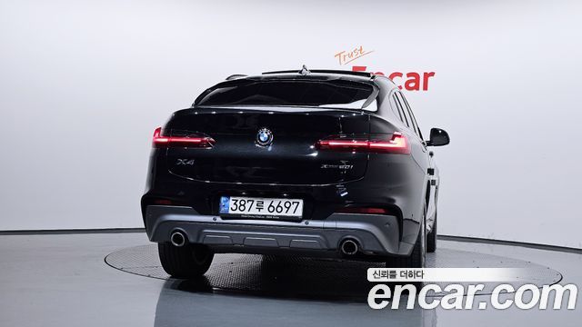 BMW X4 2021 — photo 4