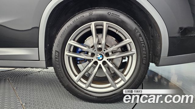 BMW X4 2021 — photo 7