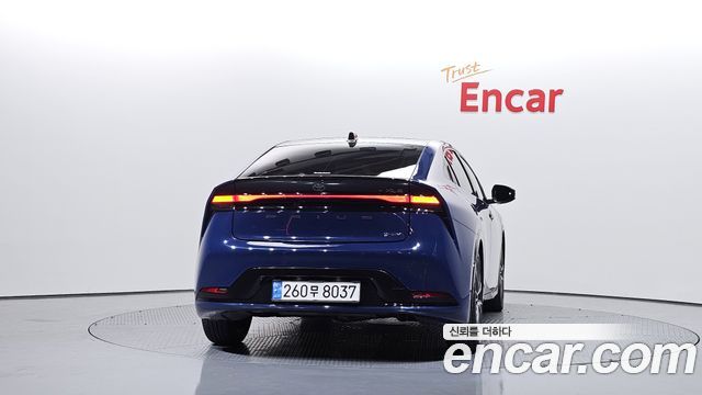 Toyota Prius 2024 — photo 4