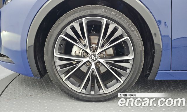 Toyota Prius 2024 — photo 5