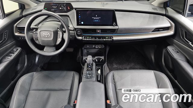 Toyota Prius 2024 — photo 10