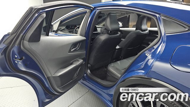 Toyota Prius 2024 — photo 18