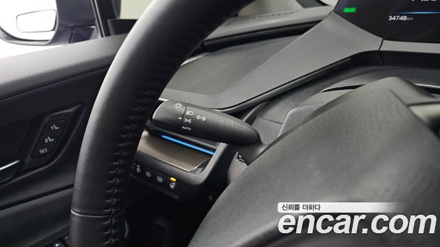 Toyota Prius 2024 — photo 26