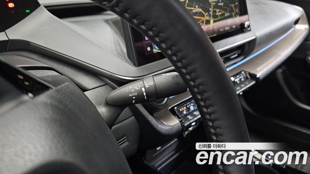 Toyota Prius 2024 — photo 27
