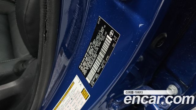 Toyota Prius 2024 — photo 34