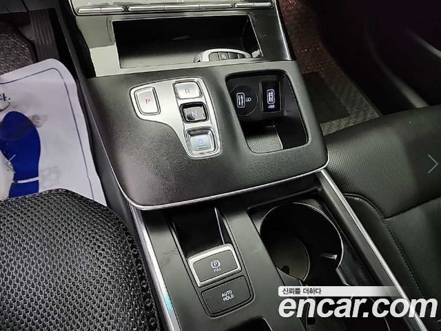 Hyundai Grandeur 2023 — photo 8