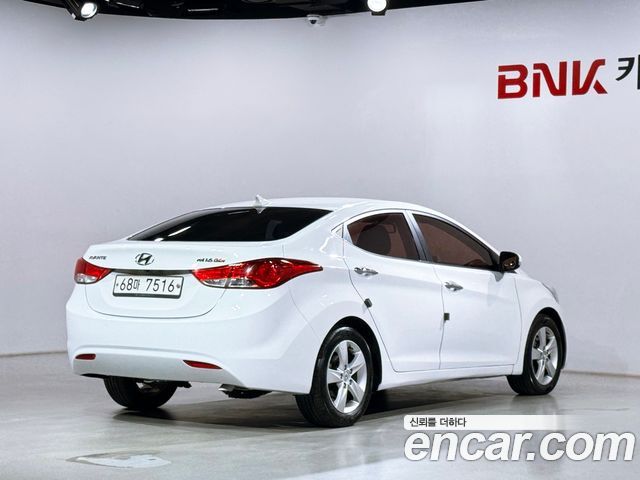 Hyundai AVANTE 2011 — photo 2