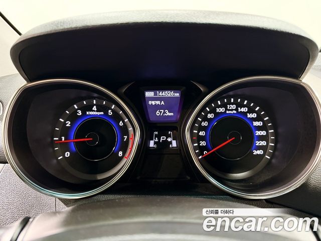 Hyundai AVANTE 2011 — photo 5