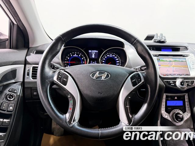 Hyundai AVANTE 2011 — photo 6