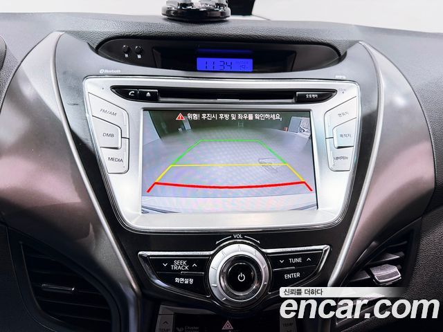 Hyundai AVANTE 2011 — photo 13